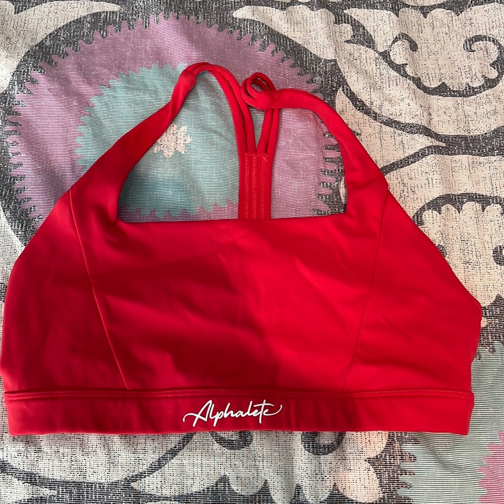 SIZE L WORN 2/3 TIMES ALPHALETE TRINITY SPORTS BRA !!!
